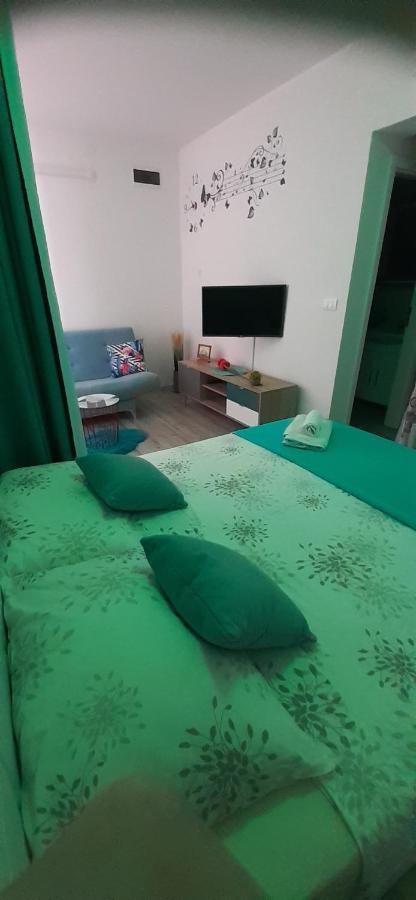 Lennida Studio Apartman With Free Parking Kavran Exteriér fotografie