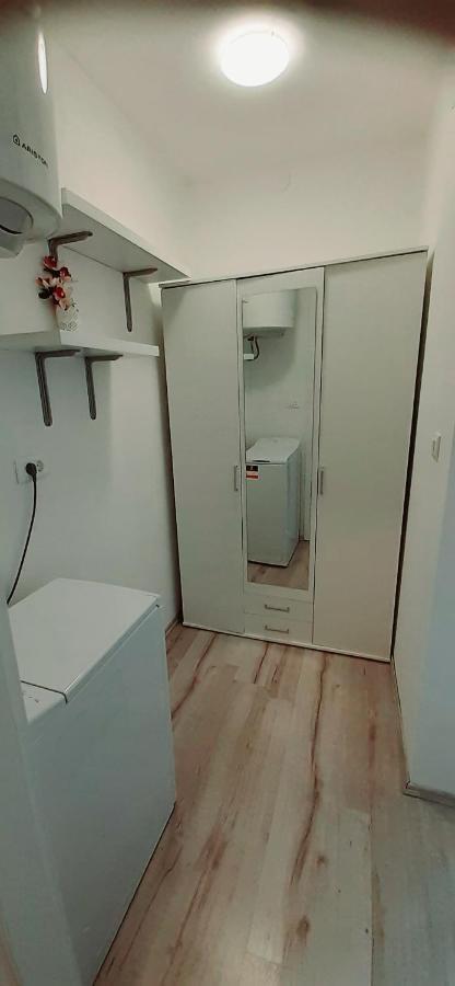 Lennida Studio Apartman With Free Parking Kavran Exteriér fotografie